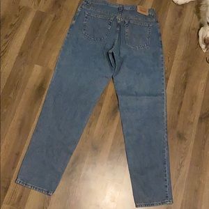 Levi’s Vintage Mom Jeans 550 Tapered Light High 14